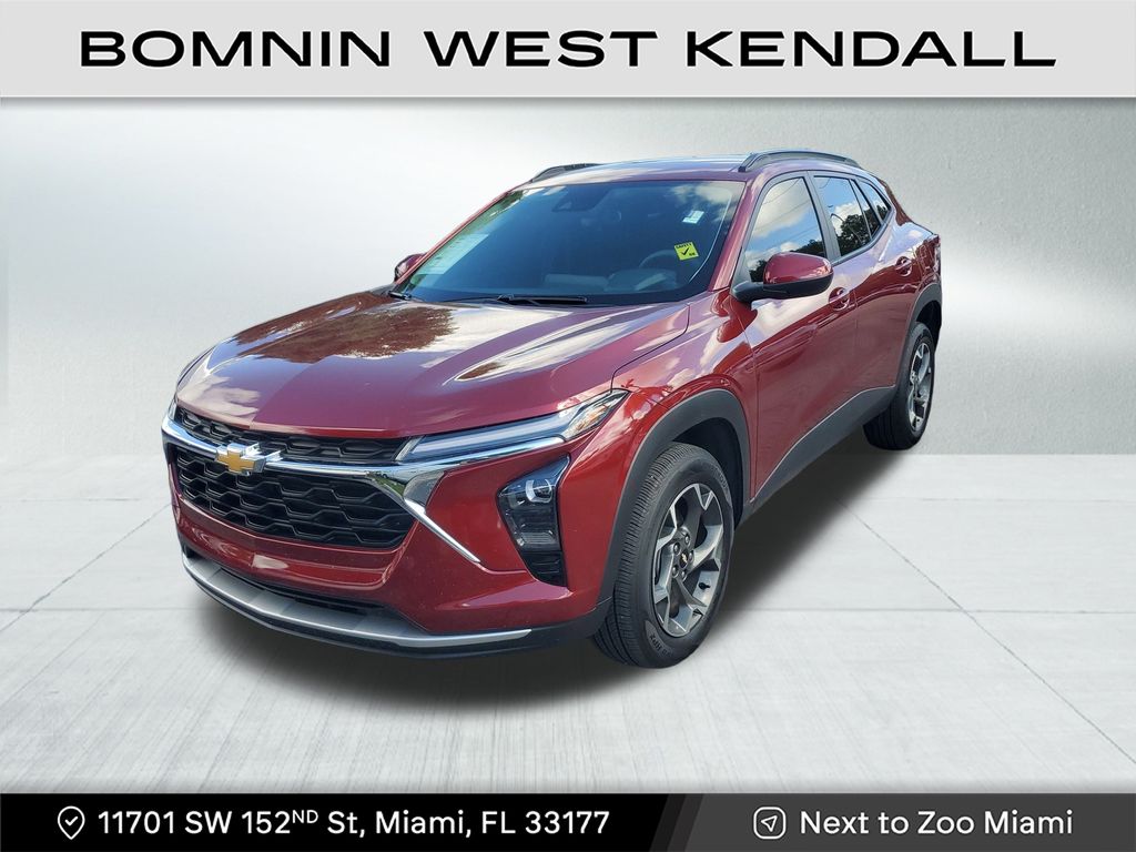 2024 Chevrolet Trax LT photo 3