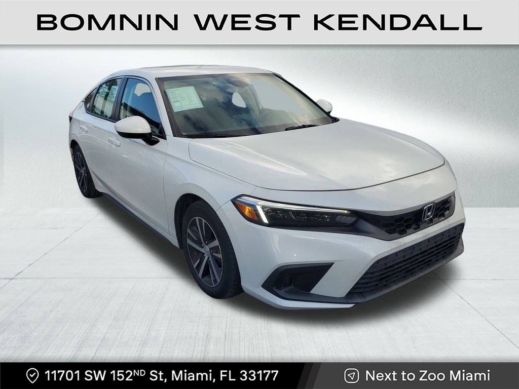 2023 Honda Civic Hatchback LX's photo