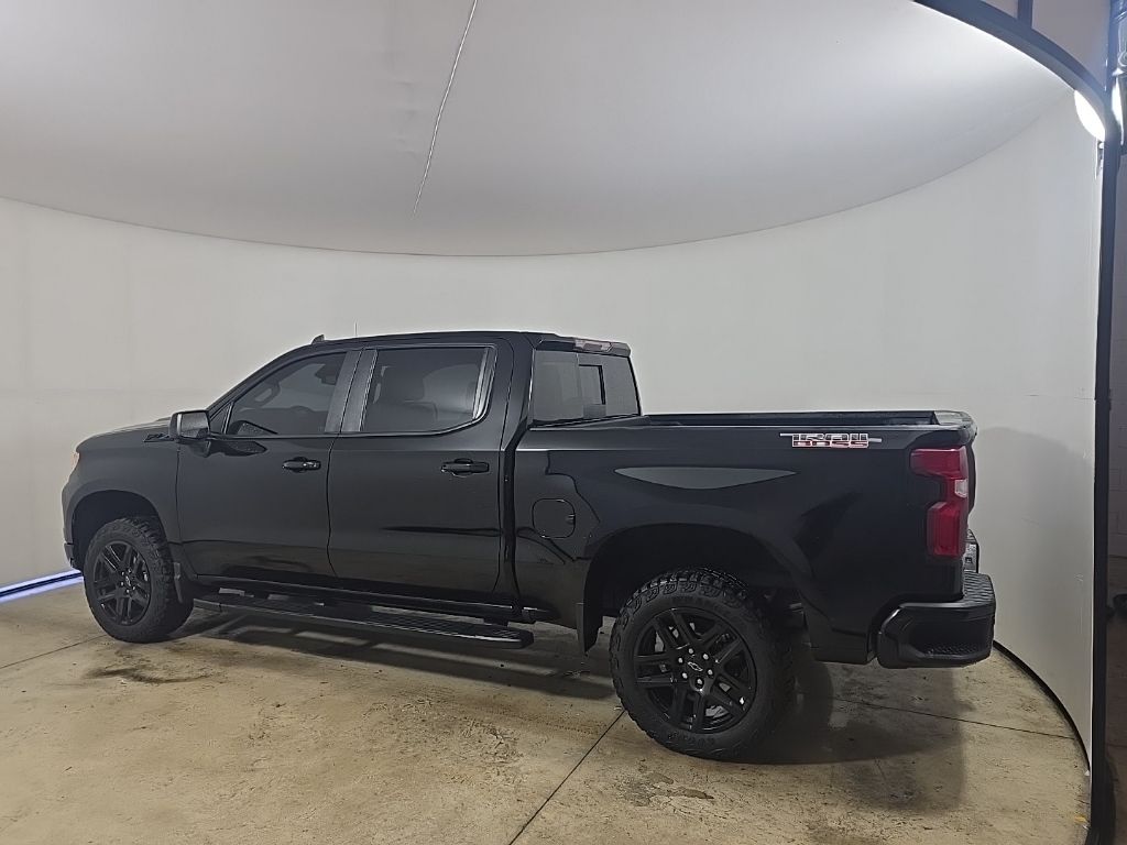 2024 Chevrolet Silverado 1500 LT Trail Boss photo 4