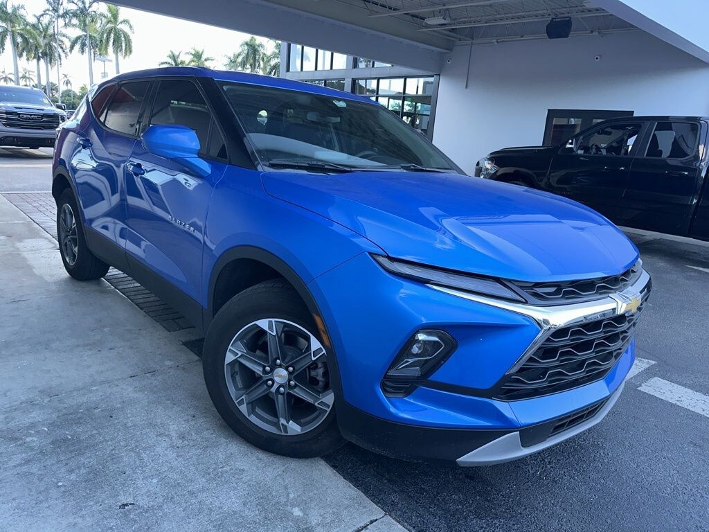 Used 2025 Chevrolet Blazer LT SUV