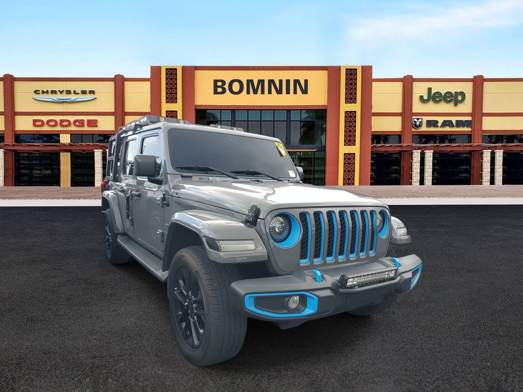 2023 Jeep Wrangler Sahara 4xe photo 2