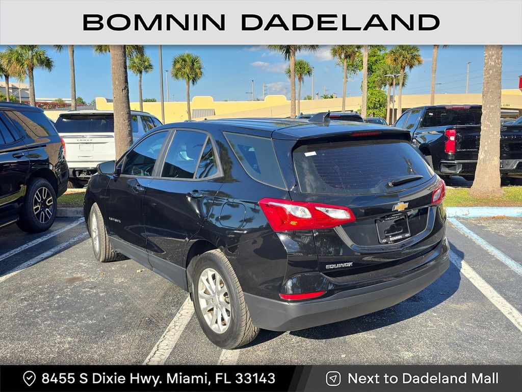 2020 Chevrolet Equinox LS photo 3