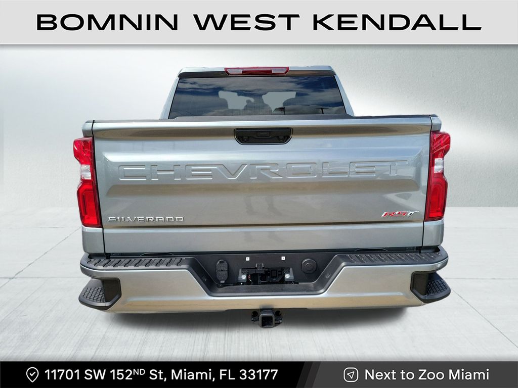2025 Chevrolet Silverado 1500 RST photo 2