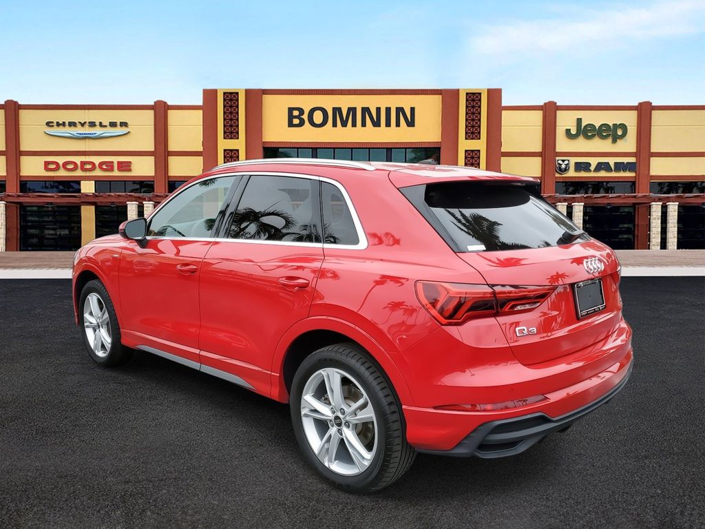 2023 Audi Q3 Premium Plus S line photo 4