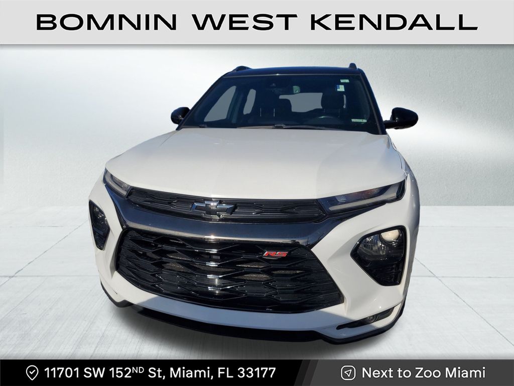 2021 Chevrolet Trailblazer RS photo 2
