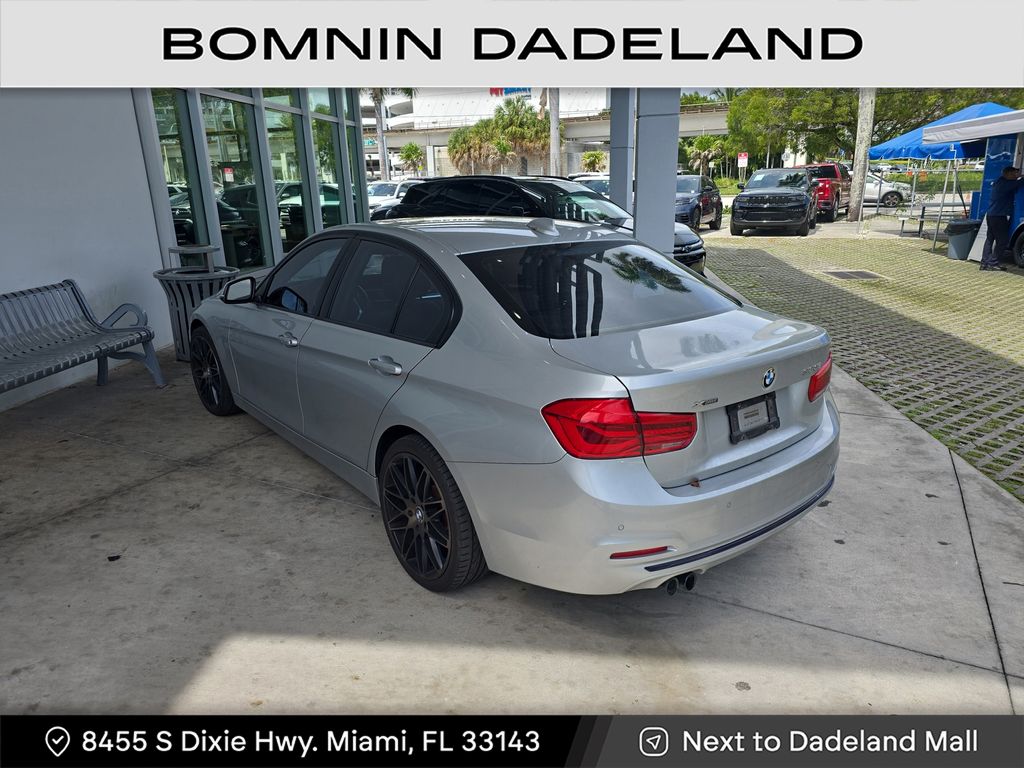 2016 Bmw 328i xDrive SA SULEV-PZEV photo 3