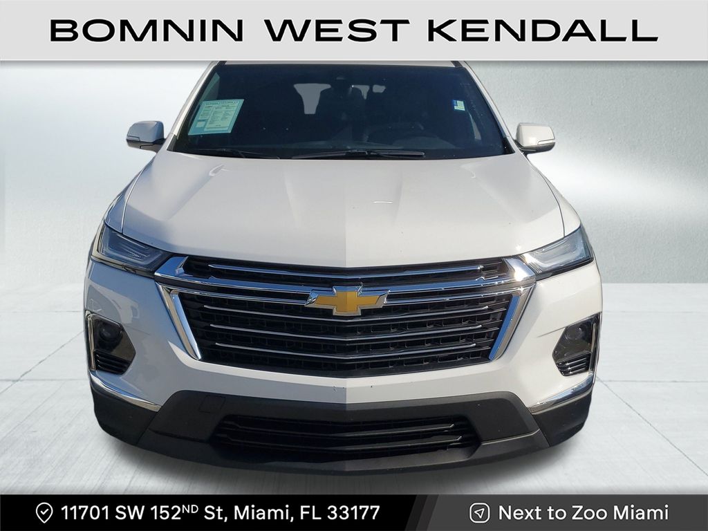 2023 Chevrolet Traverse Leather photo 2