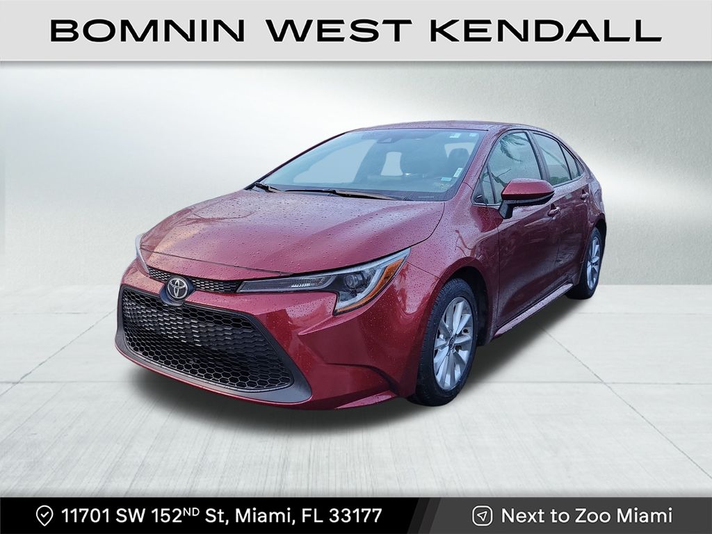 2022 Toyota Corolla LE photo 2