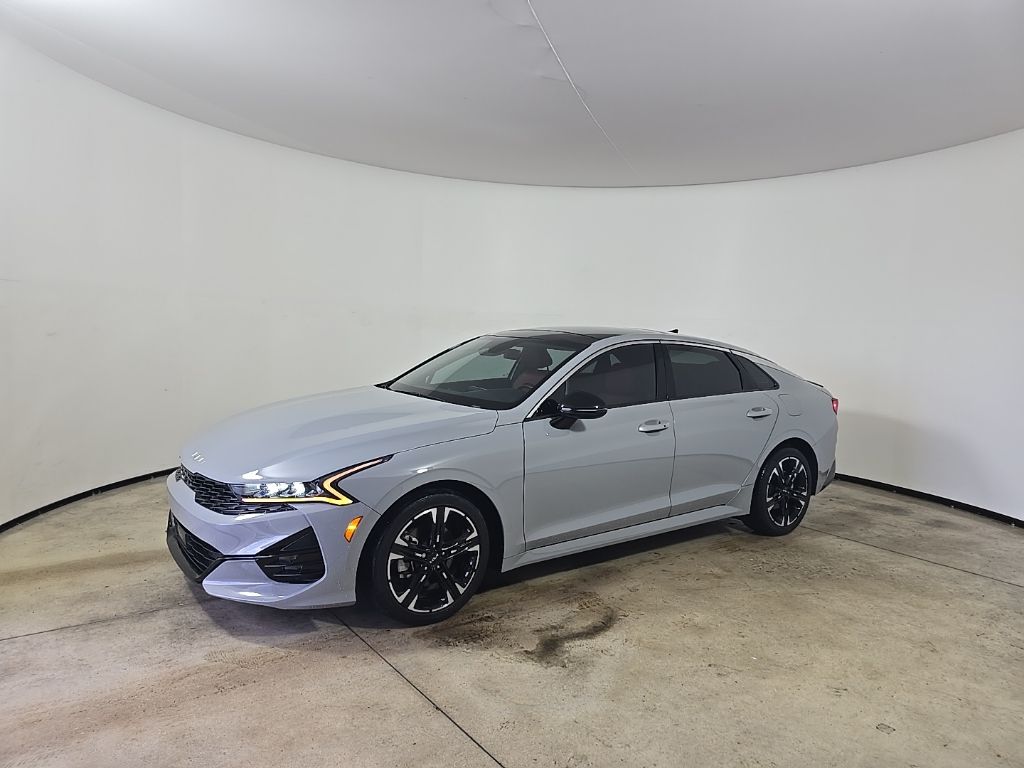2023 Kia K5 GT-Line photo 2