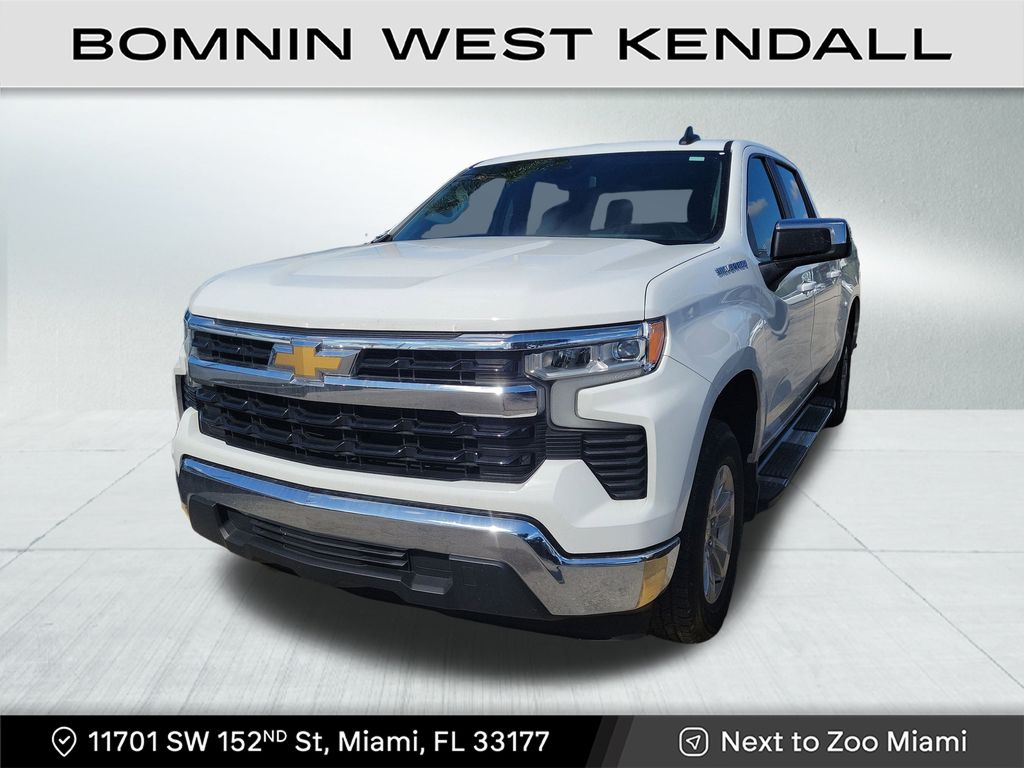 2023 Chevrolet Silverado 1500 LT photo 2