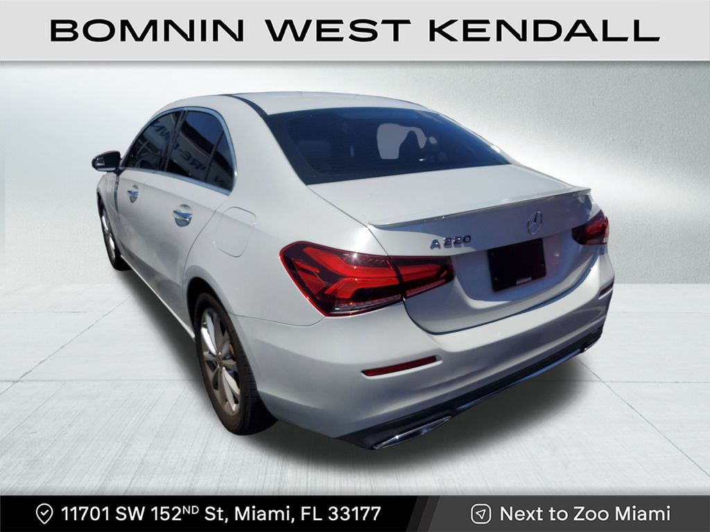 2020 Mercedes Benz A 220 photo 4