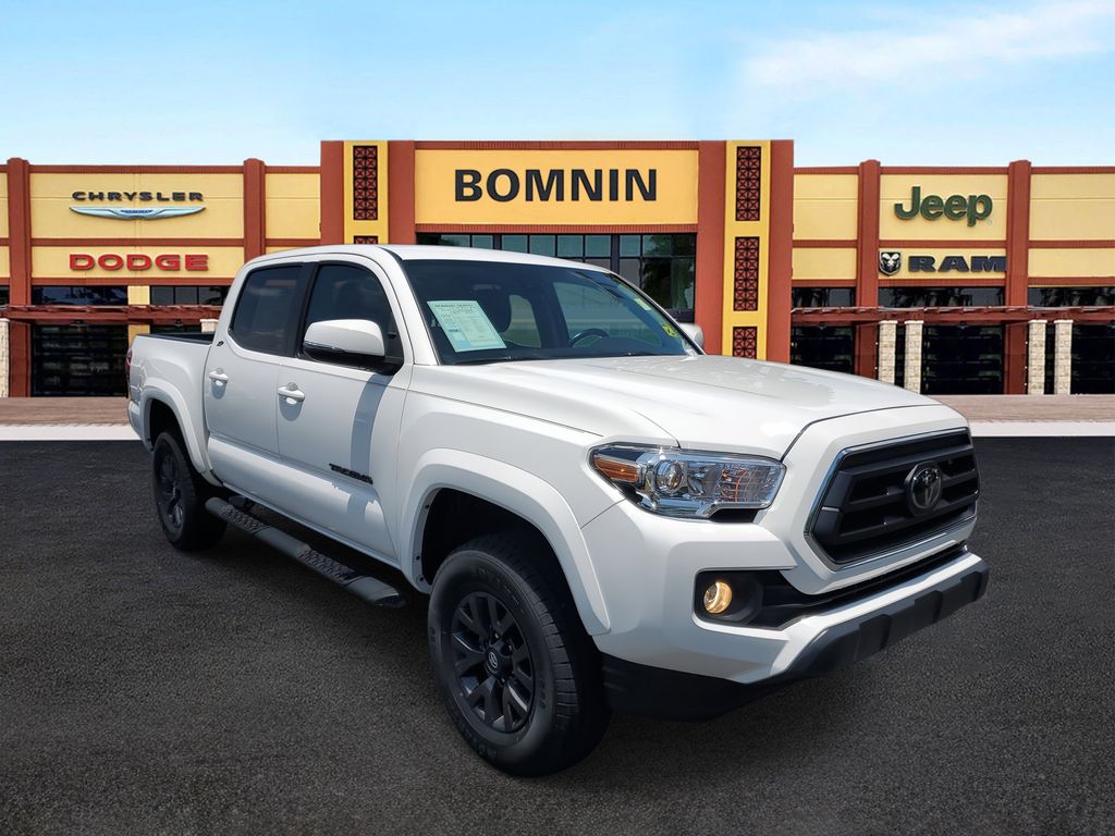 2023 Toyota Tacoma SR5 V6 photo 2