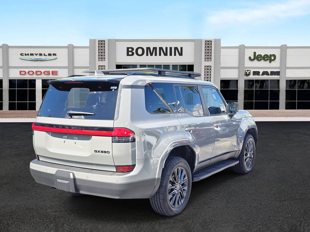 2024 Lexus GX 550 Premium photo 3