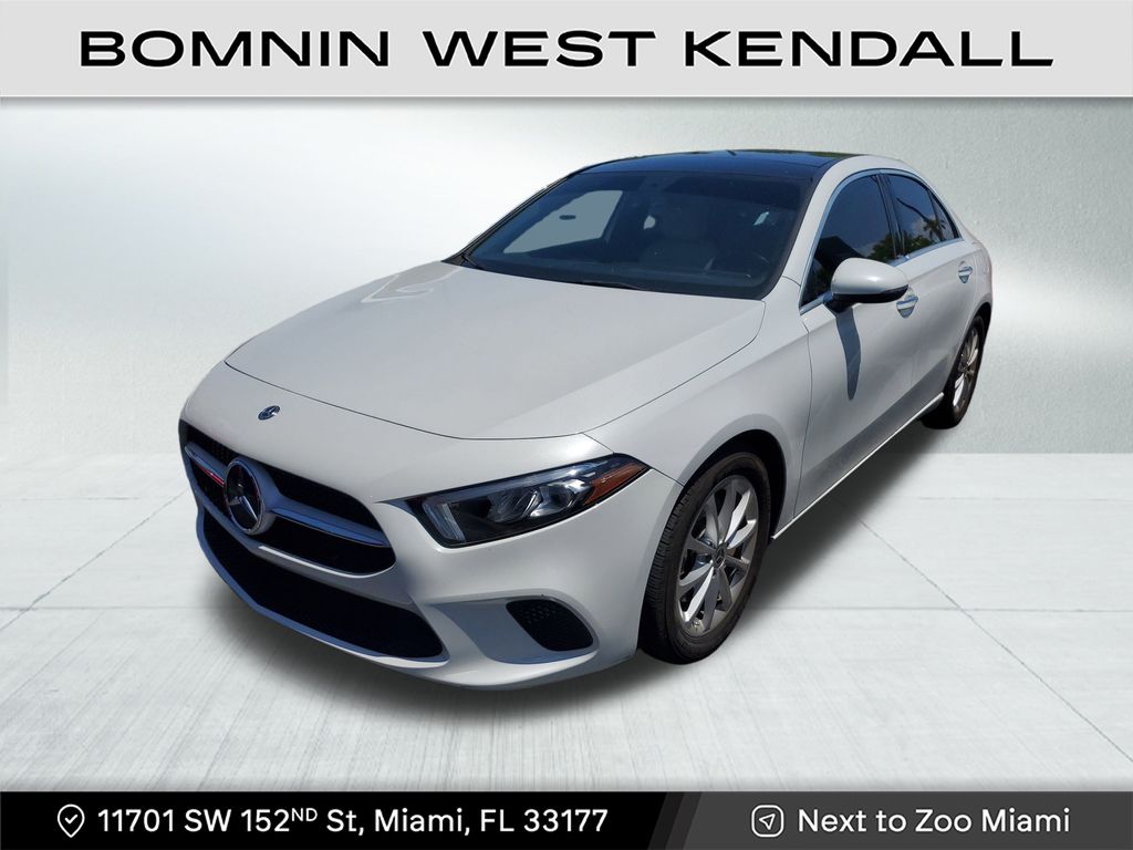 2020 Mercedes Benz A 220 photo 3