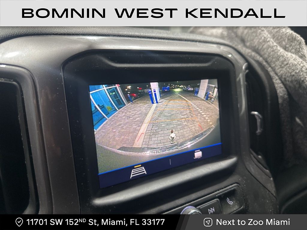 2022 Chevrolet Silverado 1500 Custom photo 3