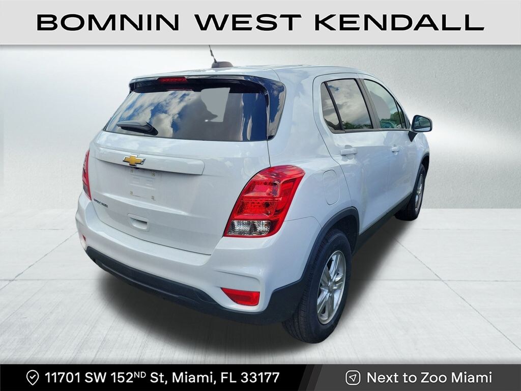 Used 2022 Chevrolet Trax LS SUV