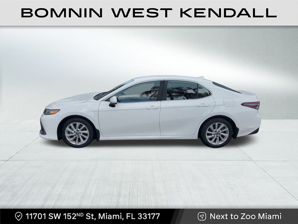 2024 Toyota Camry LE photo 4