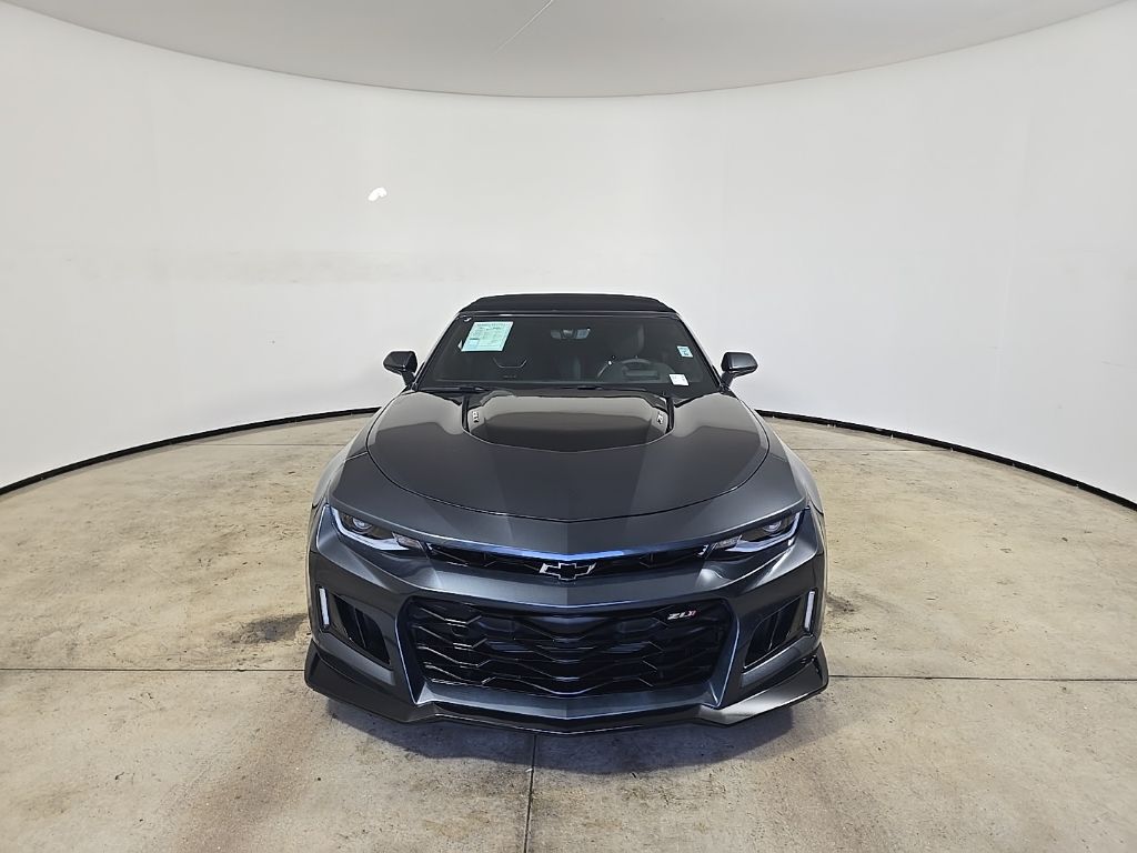 2023 Chevrolet Camaro ZL1 photo 3