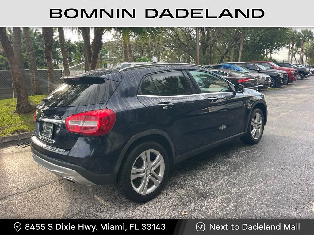 2017 Mercedes Benz GLA 250 4MATIC photo 4