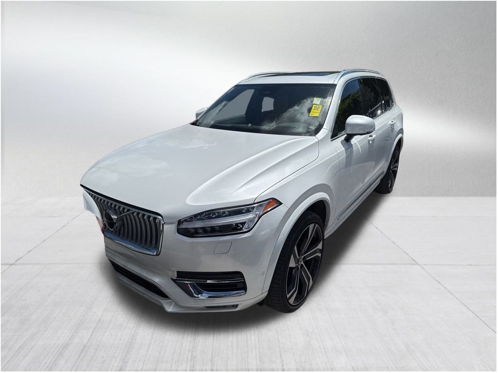 2024 Volvo XC90 Ultimate photo 2