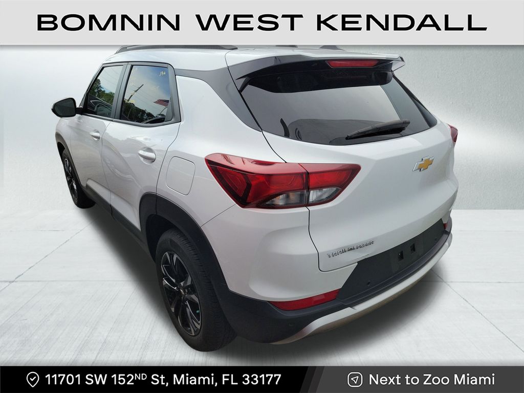 2022 Chevrolet Trailblazer LT photo 3