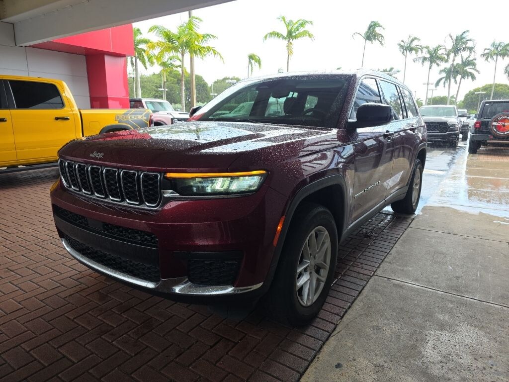 Used 2022 Jeep Grand Cherokee L Laredo SUV