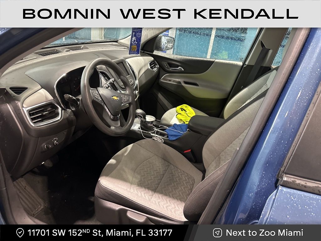 2024 Chevrolet Equinox LS photo 3
