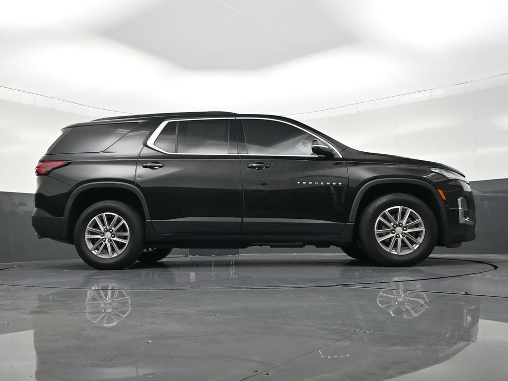 2022 Chevrolet Traverse 1LT - Photo 28