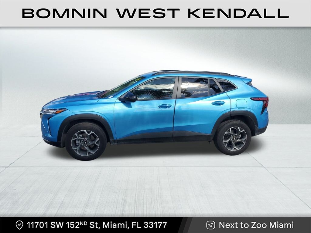 Used 2025 Chevrolet Trax LT SUV