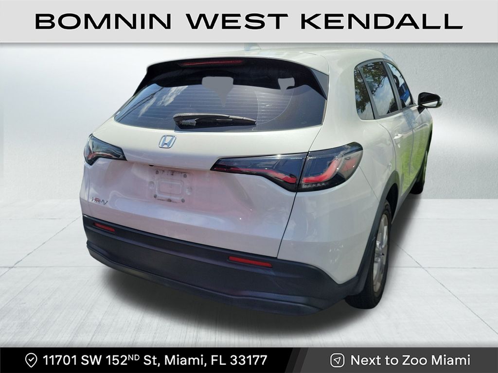 2023 Honda HR-V LX photo 3