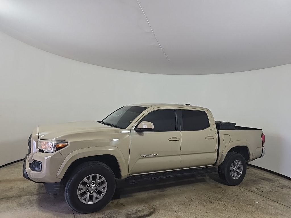 2019 Toyota Tacoma SR5 photo 2