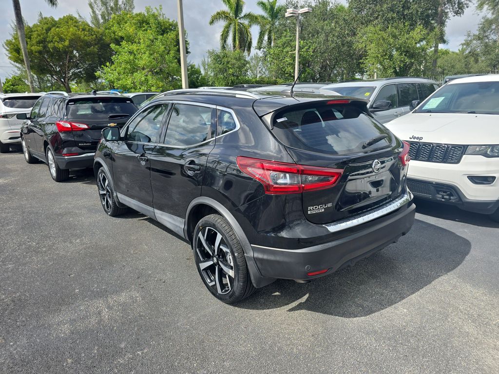 2020 Nissan Rogue Sport SL photo 4