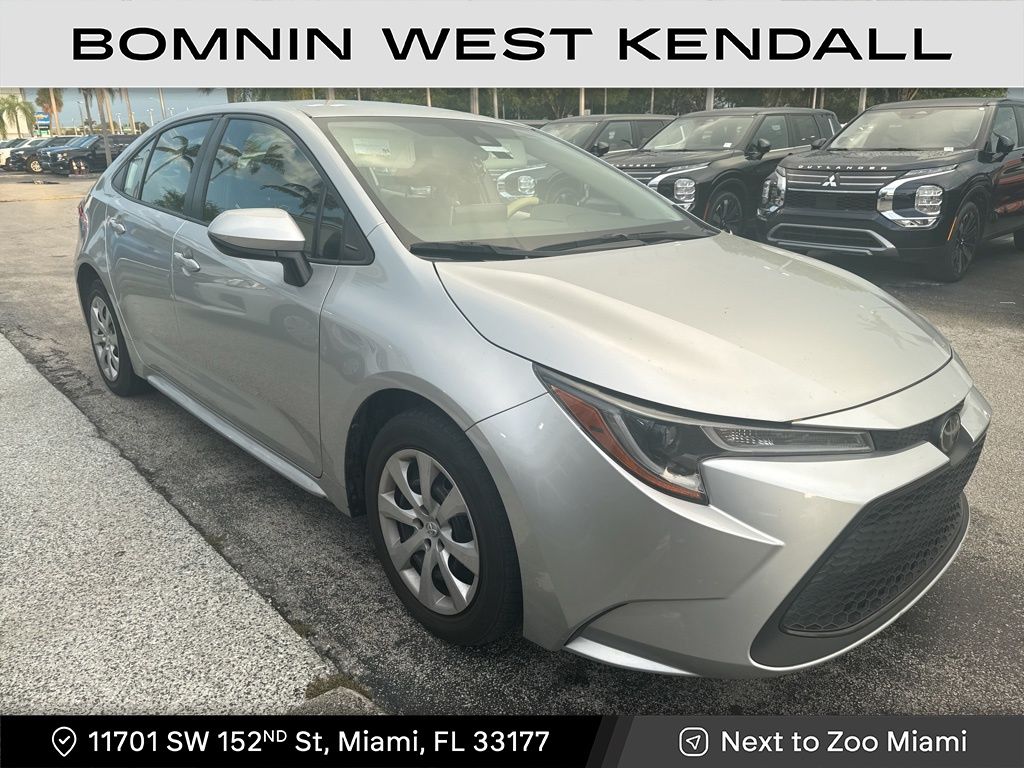 2020 Toyota Corolla LE photo 2