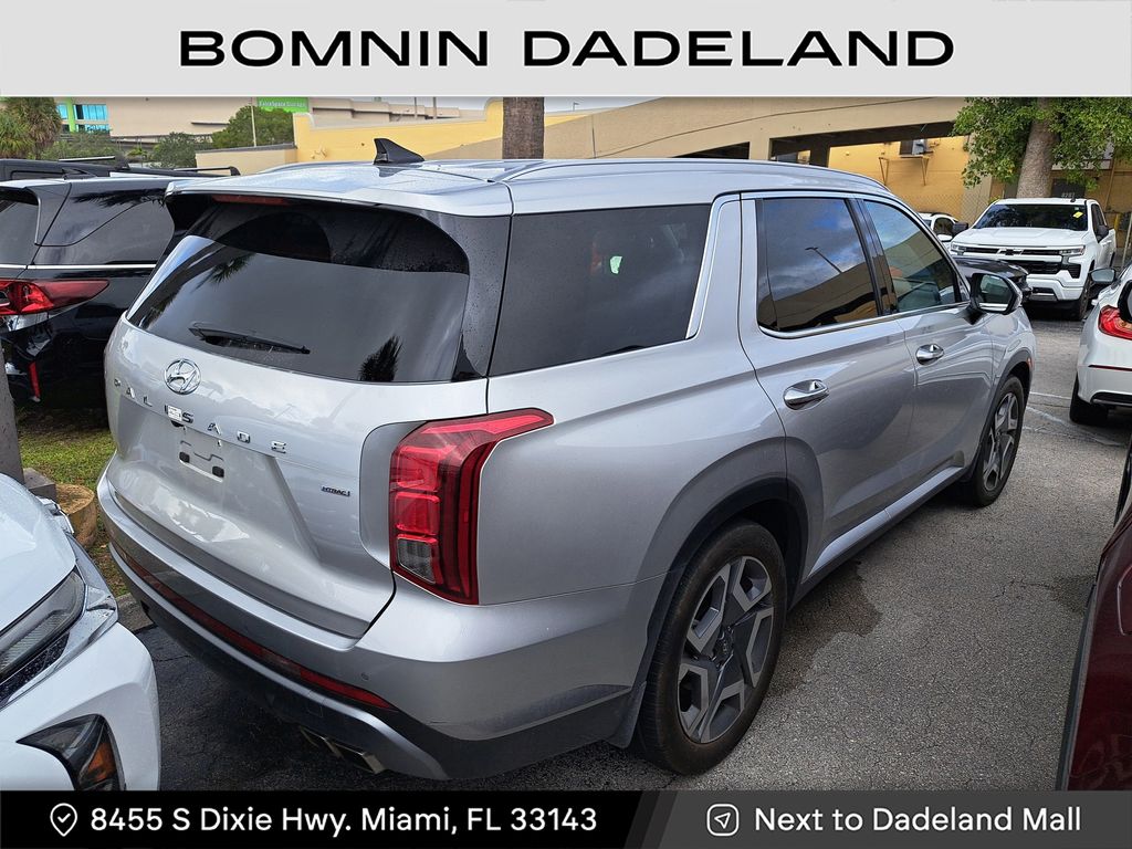 2025 Hyundai Palisade SEL photo 4