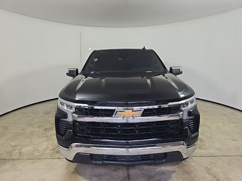 2022 Chevrolet Silverado 1500 LT photo 3