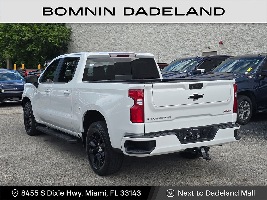 2022 Chevrolet Silverado 1500 RST photo 3