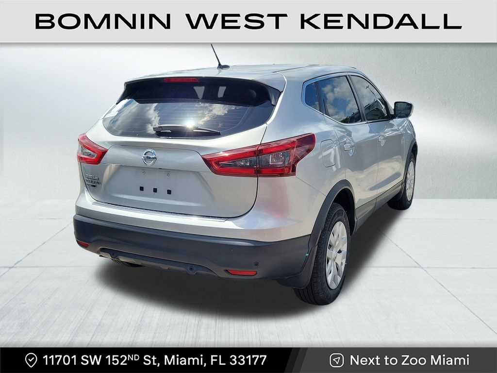 2020 Nissan Rogue Sport S photo 4