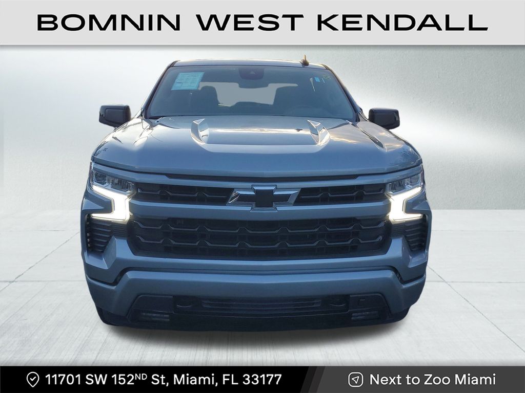 2024 Chevrolet Silverado 1500 RST photo 2