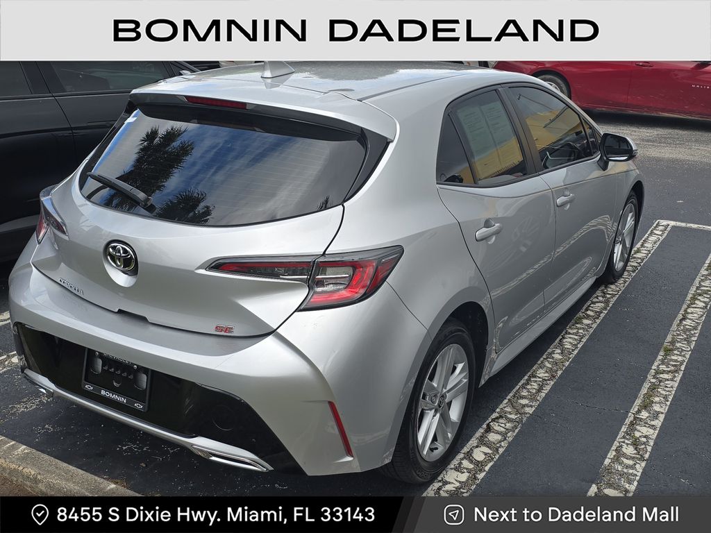 2022 Toyota Corolla SE photo 4