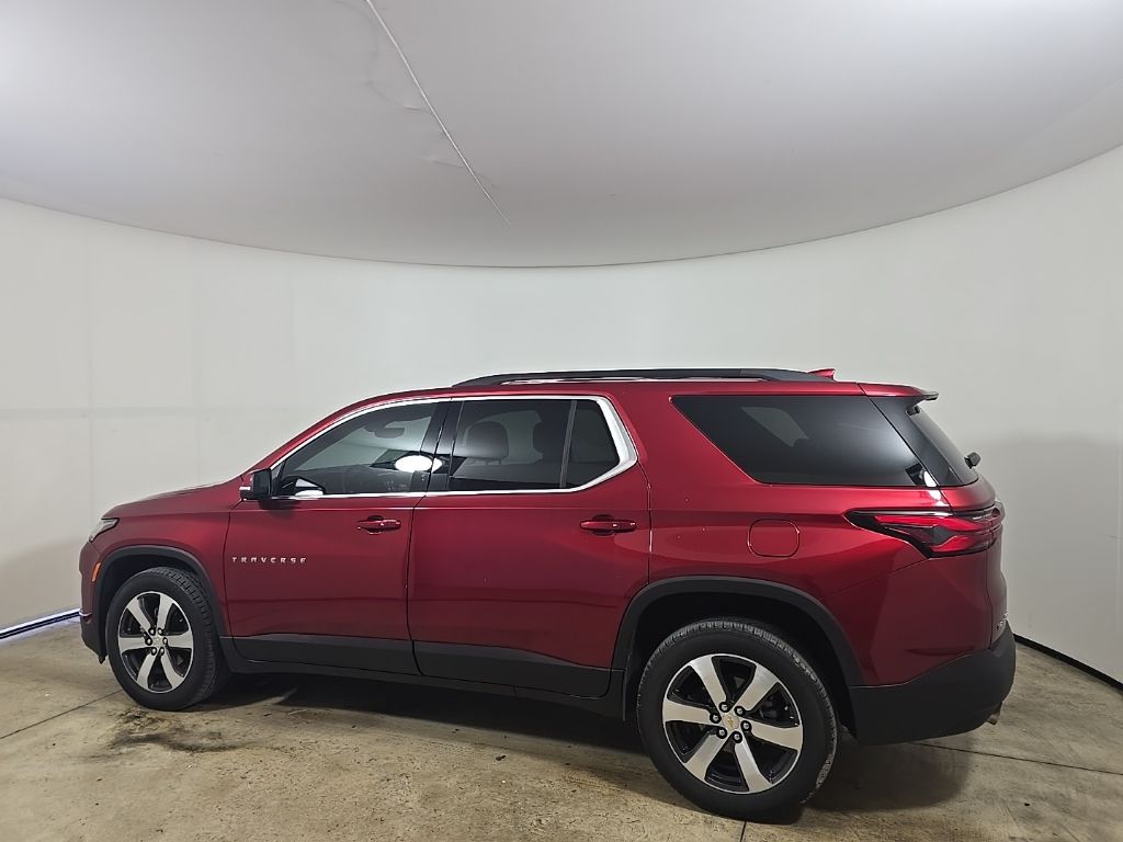 2023 Chevrolet Traverse Leather photo 3