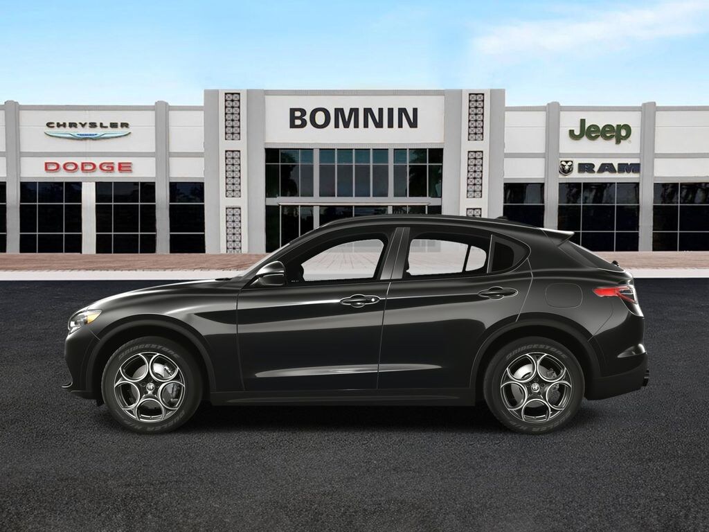 New 2025 Alfa Romeo Stelvio INTENSA AWD Sport Utility