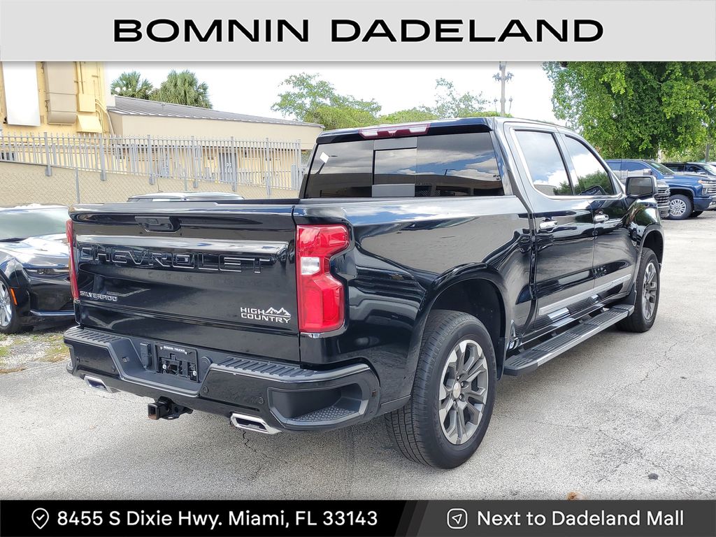 2024 Chevrolet Silverado 1500 High Country photo 4