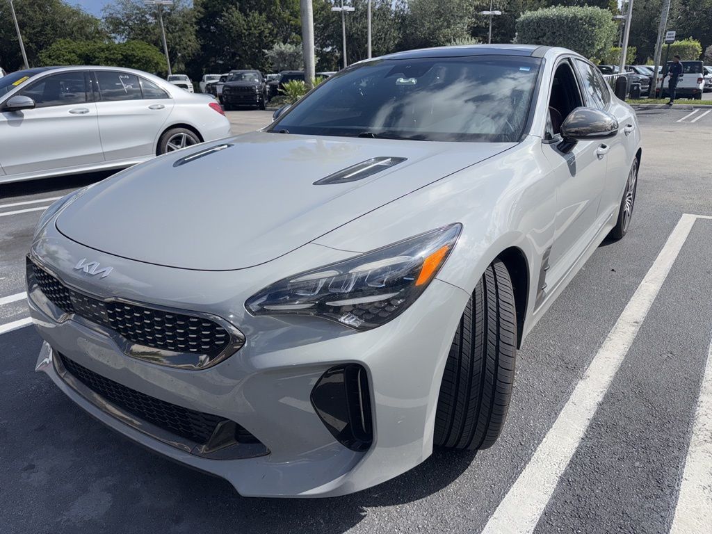 2022 Kia Stinger GT1 photo 3