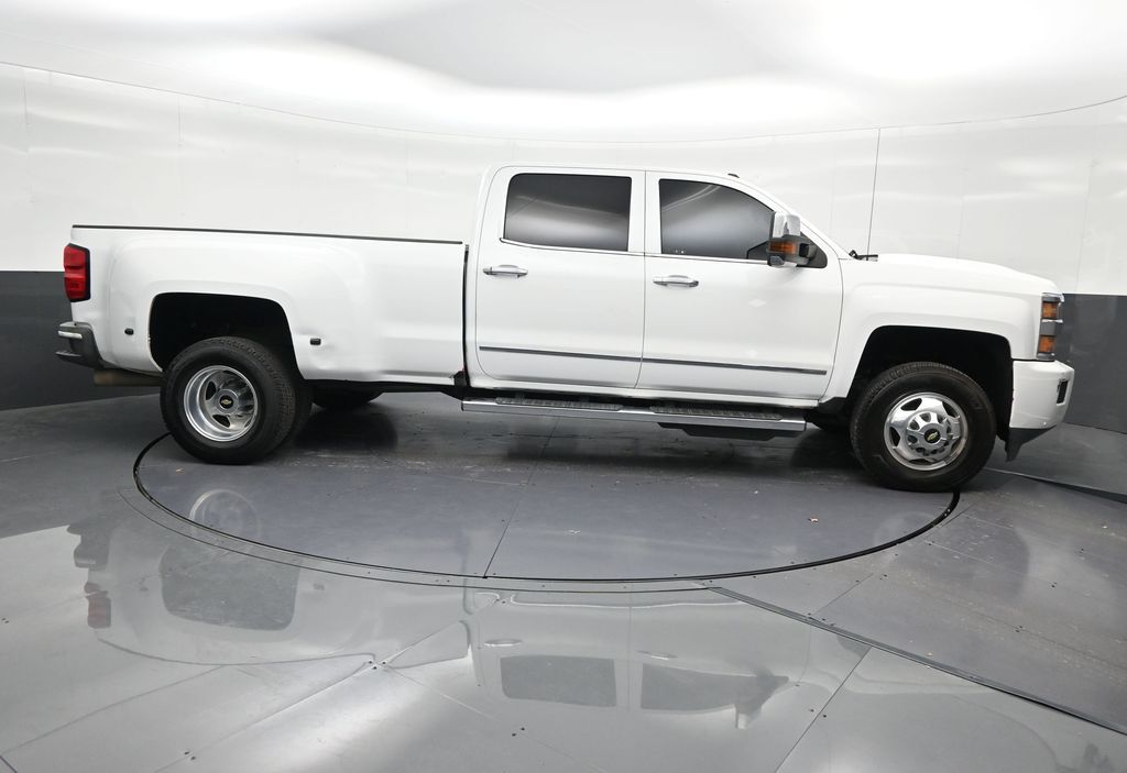 2019 Chevrolet Silverado 3500HD High Country - Photo 7