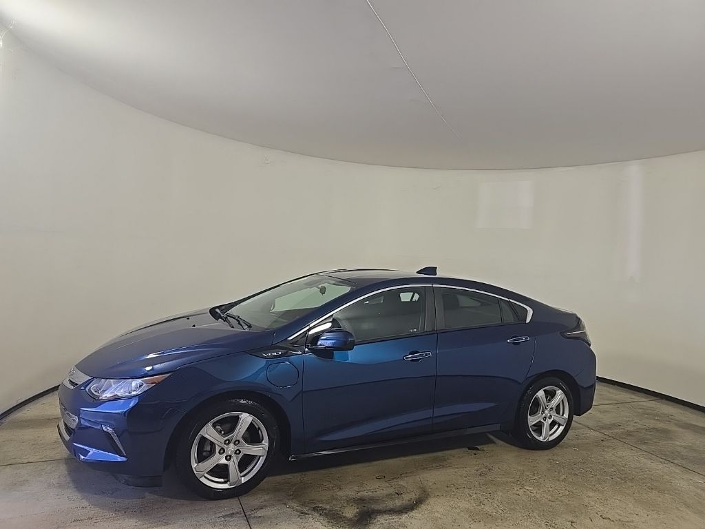 2019 Chevrolet Volt LT photo 2