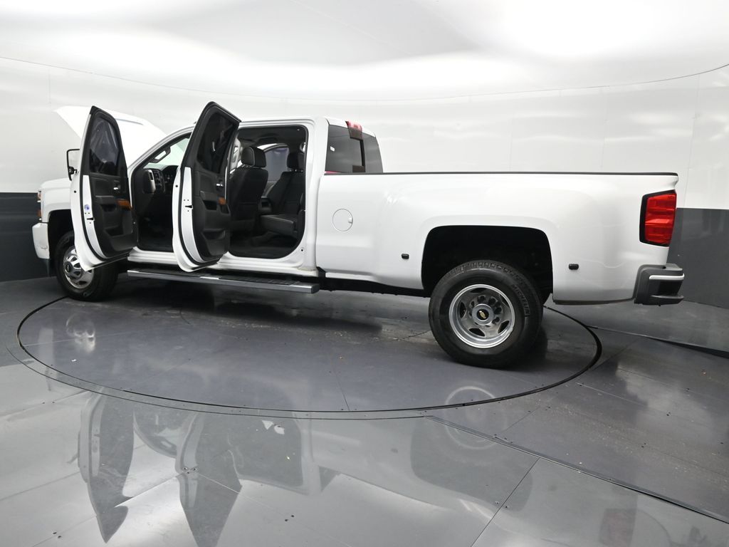 2019 Chevrolet Silverado 3500HD High Country - Photo 36