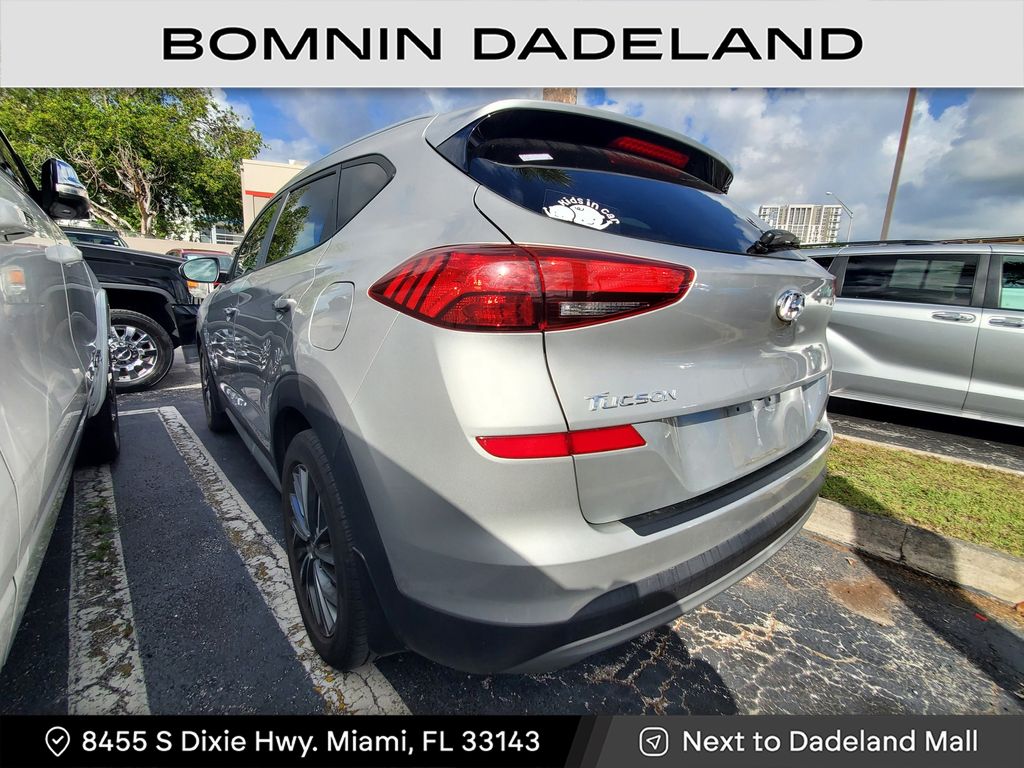 2021 Hyundai Tucson SEL photo 3