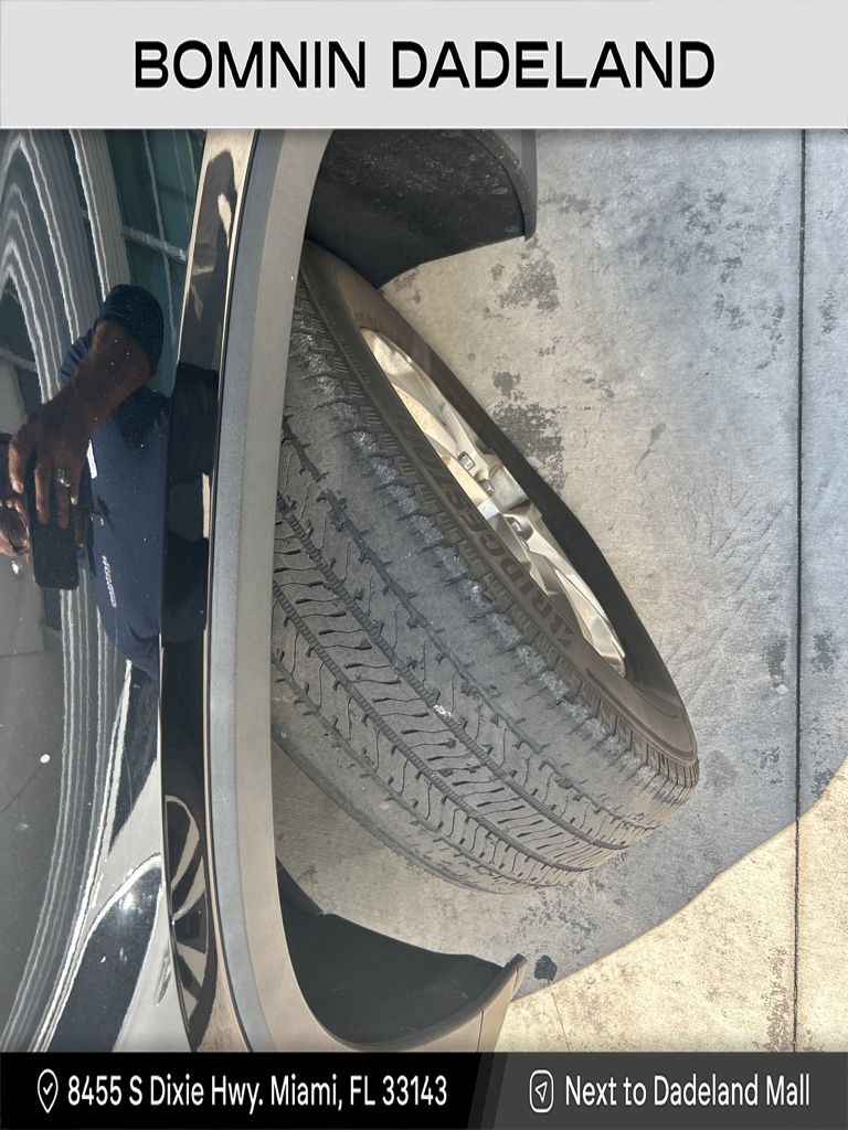2020 Chevrolet Traverse Cloth photo 3