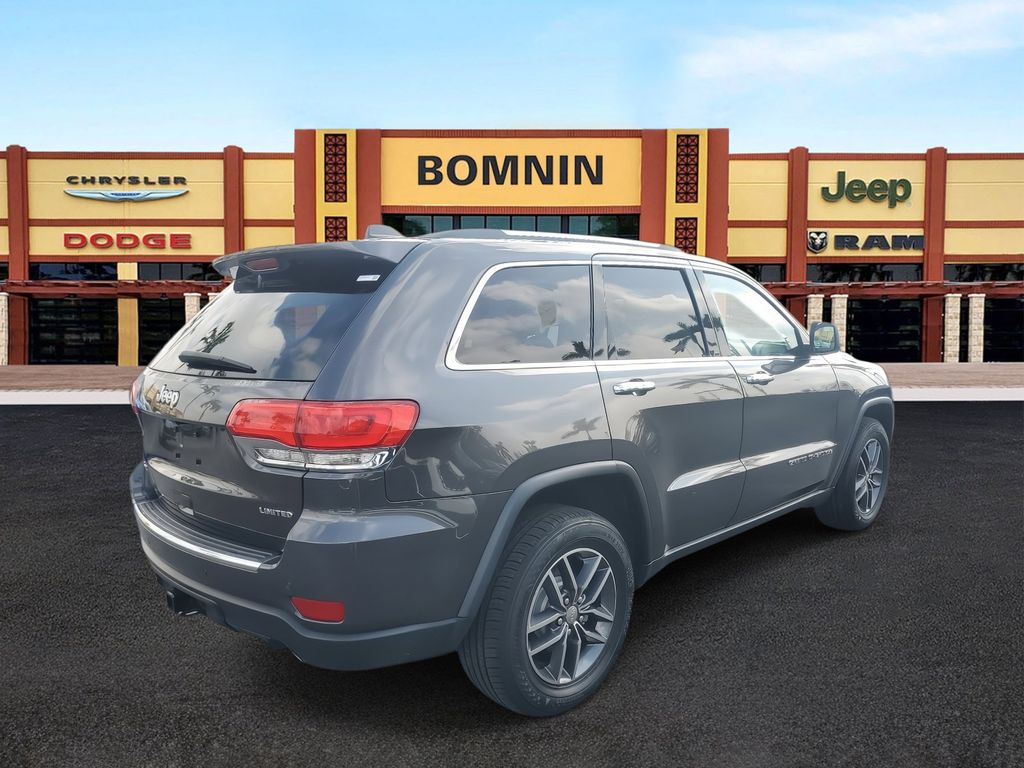 2017 Jeep Grand Cherokee Limited photo 3