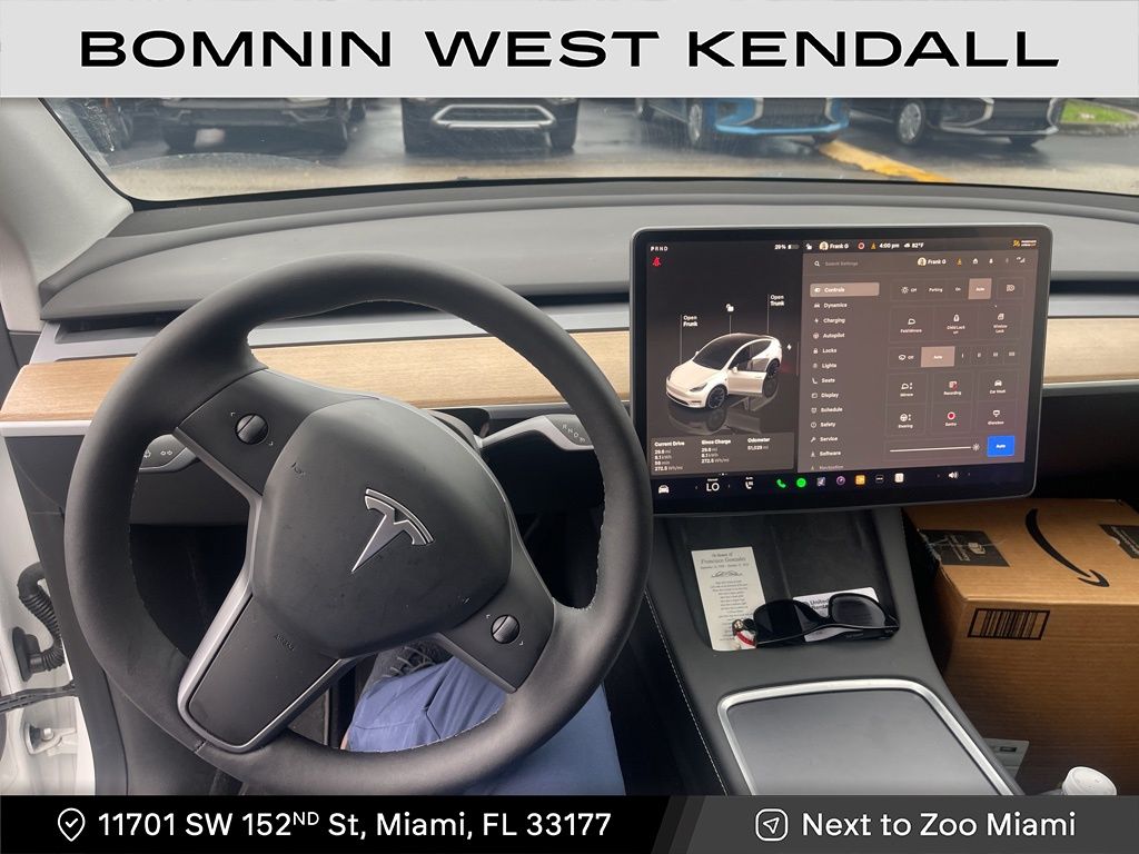 2023 Tesla Model Y Long Range photo 3